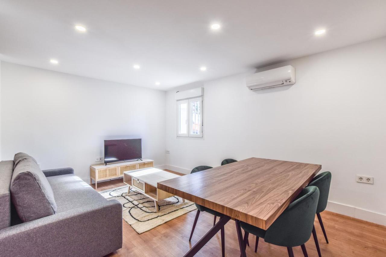 Apartamentos Reformados En Vallecas Madrid Extérieur photo